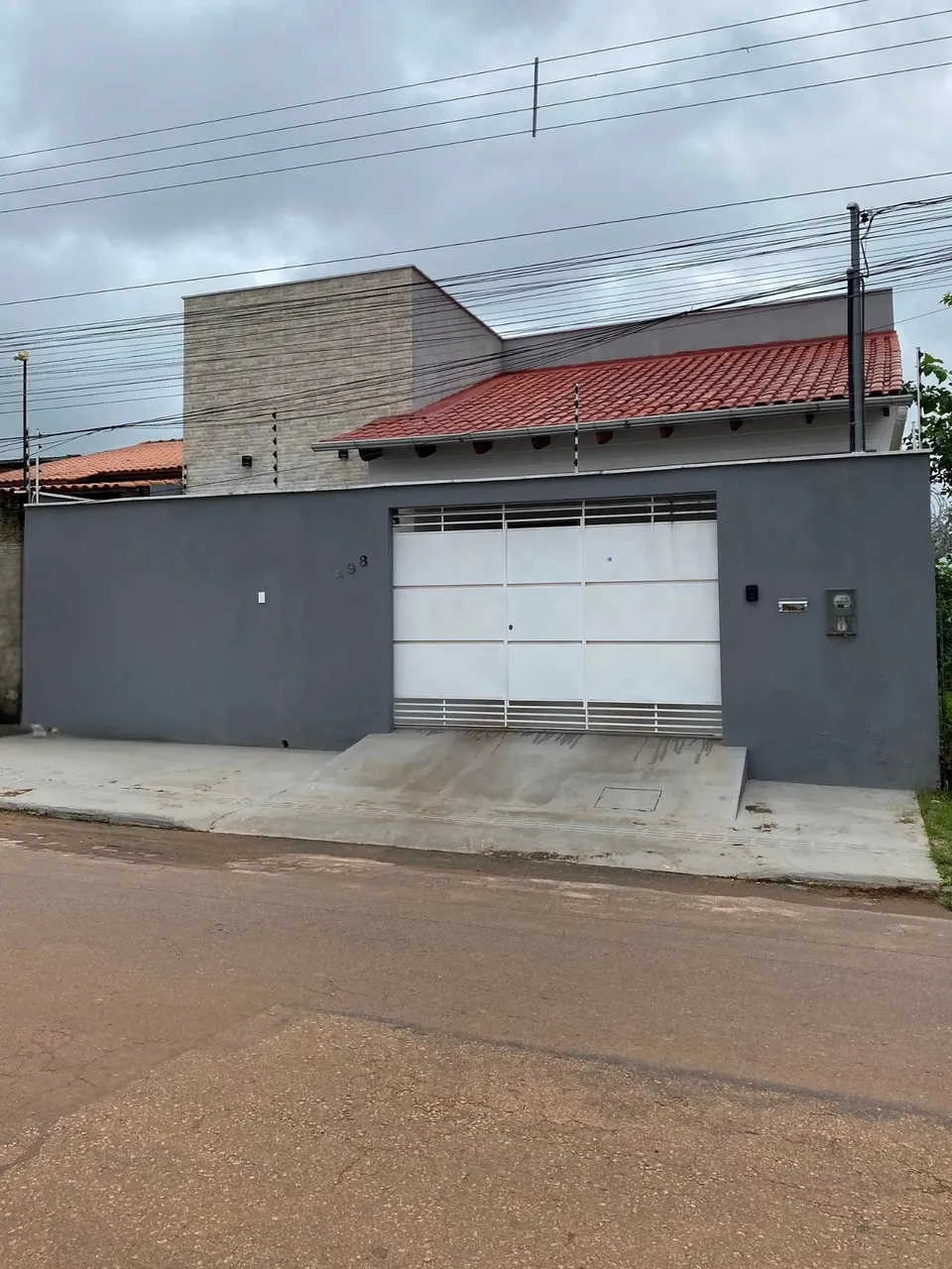 Casa no Bairro Novo Horizonte com 4 quartos sendo 1 suíte