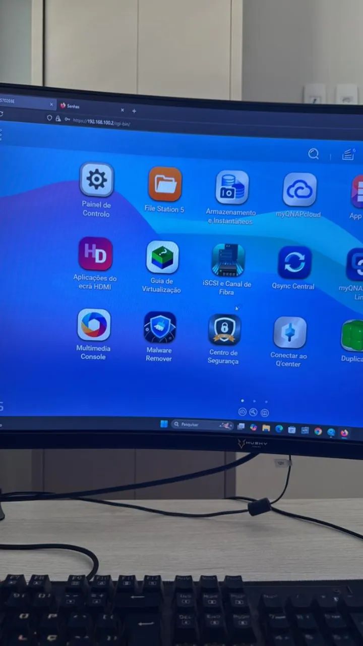 NAS Storage QNAP - 4 Baias Celeron N5095 2.9ghz 8gb - Foto 2