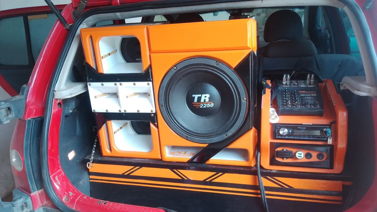 Som Automotivo - Caixa de Som Trio com Subwoofer 12 polegadas