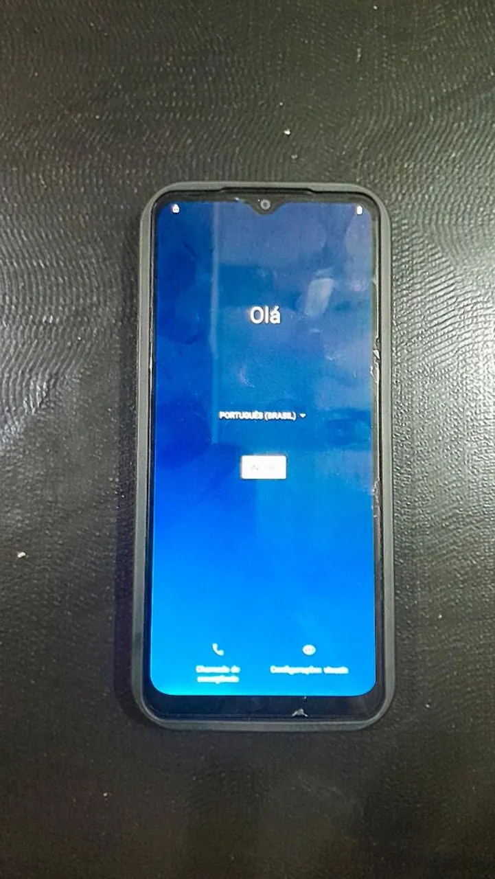 Celular semi novo n tem nem 1 ano de uso era Celular de empresa