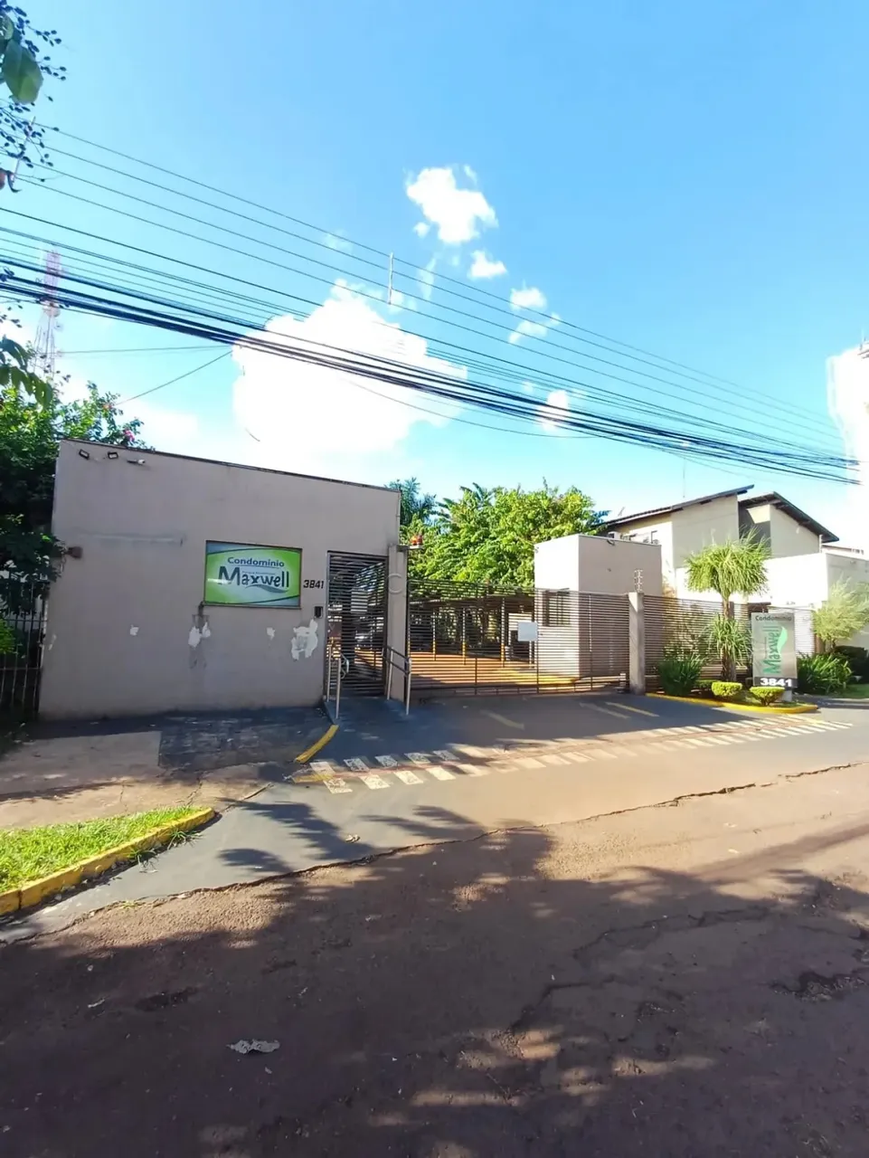 Apartamento para Locação em Dourados-MS