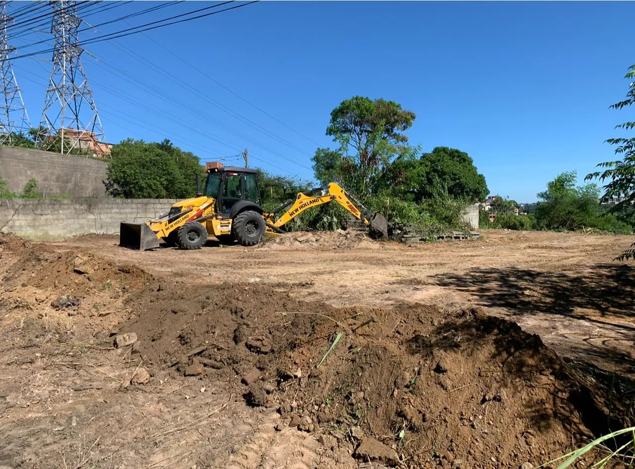 VENDO / TROCO / ALUGO TERRENO AV: DIDO FONTES 3500 Mts Jardim Tropical Serra ES  - Foto 3