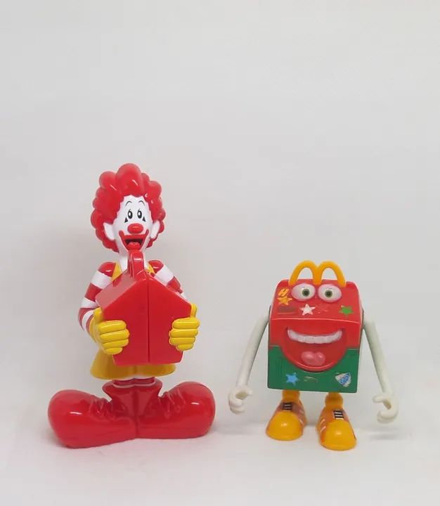 Conjunto 2 bonecos Ronald McDonald's e Caixinha Feliz