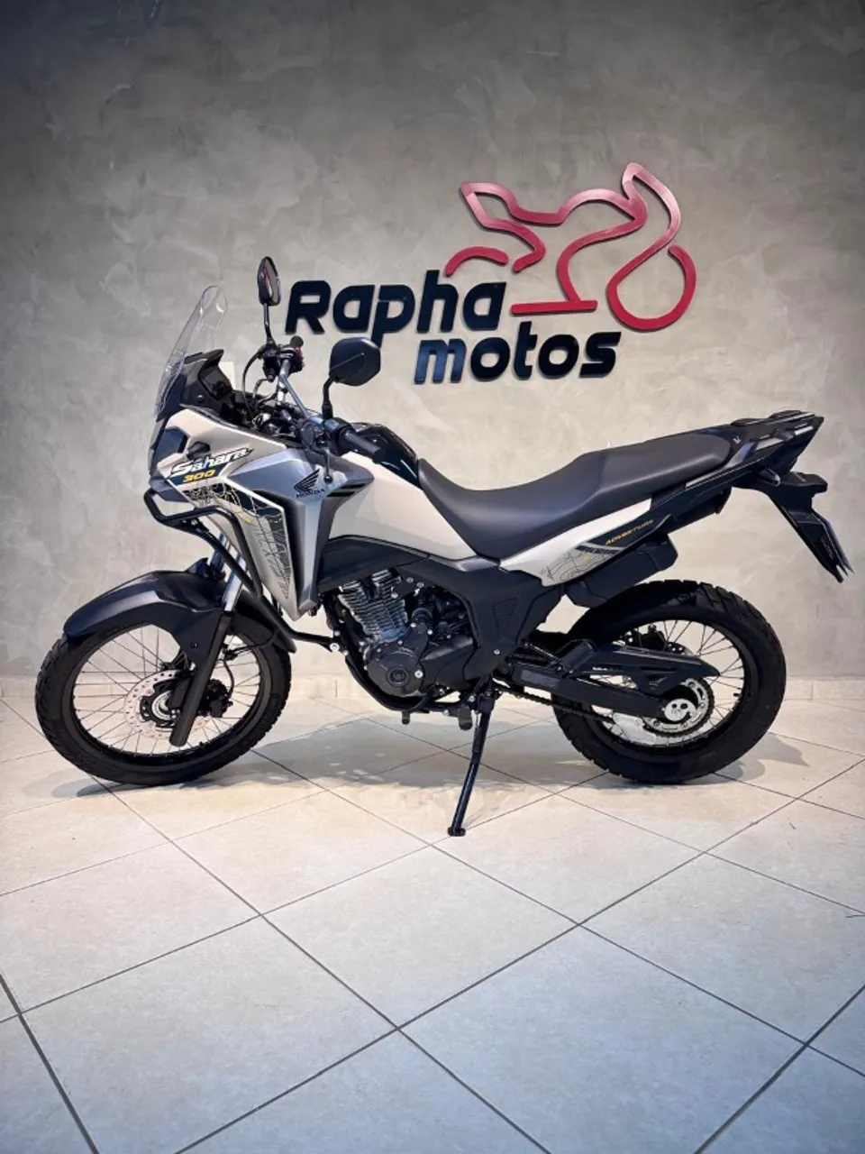 Sahara 300 Adventure 2025