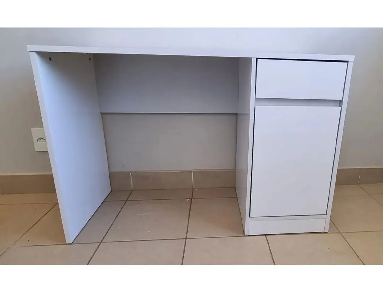 Mesa morada