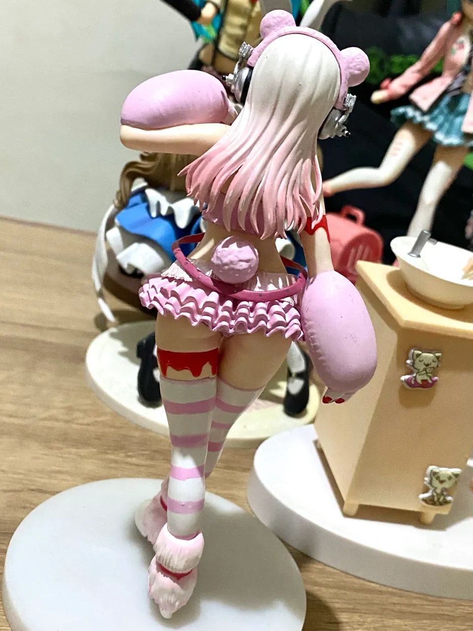 Super Sonico Gloomy Bear - Foto 2