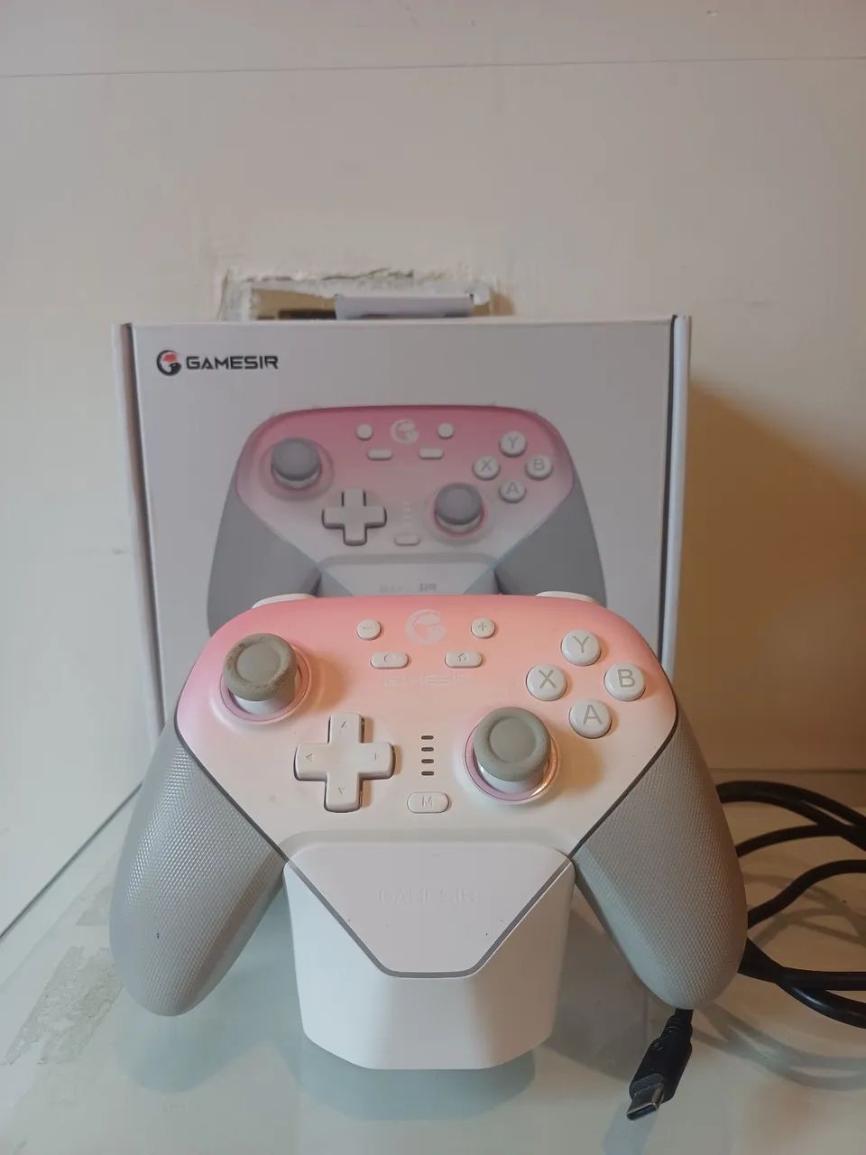 CONTROLE GAMESIR SUPERNOVA - ROSA, USADO