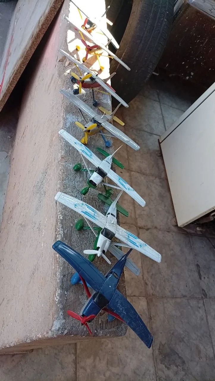 Avião pevipetro