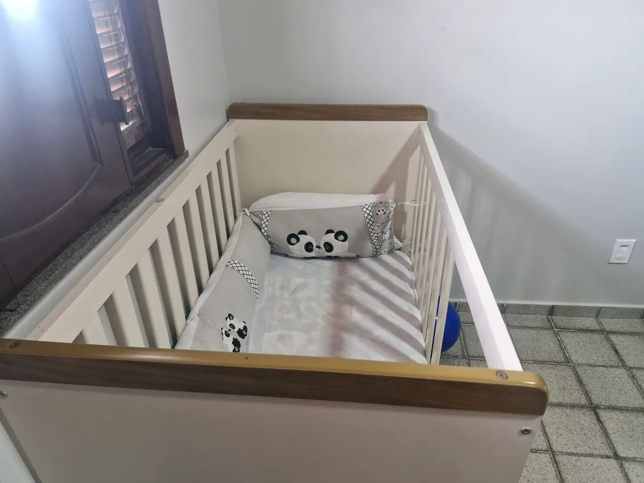 Berço infantil semi novo - Foto 4