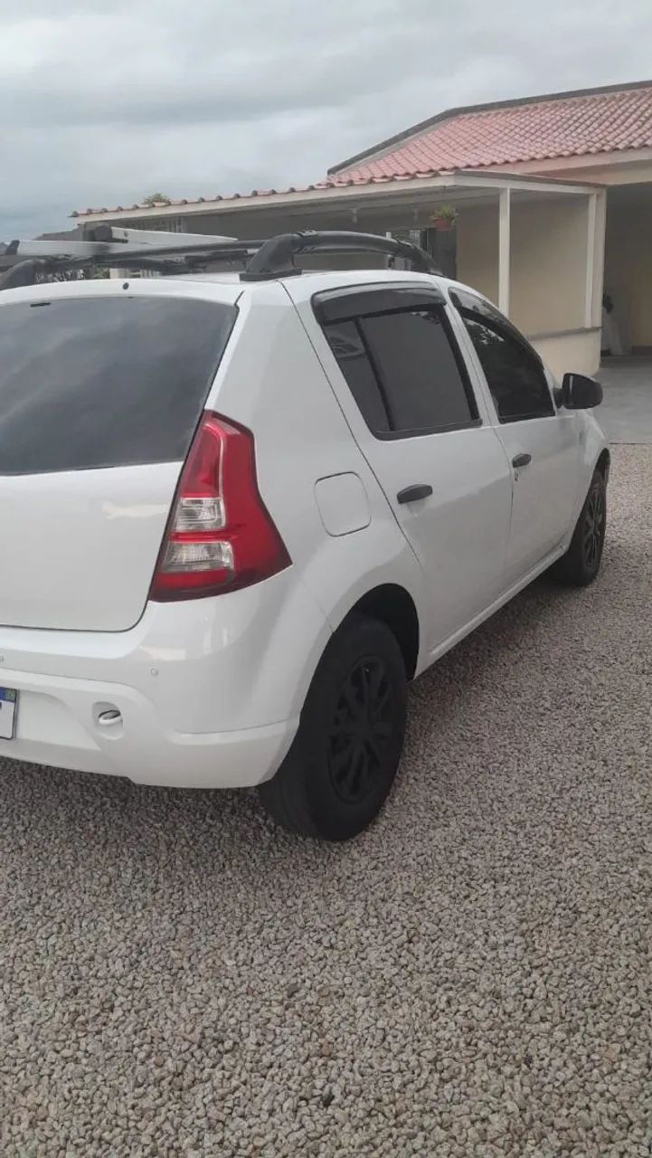 Renault Sandero Authentique Hi-flex 1.0 16V 5P 2012