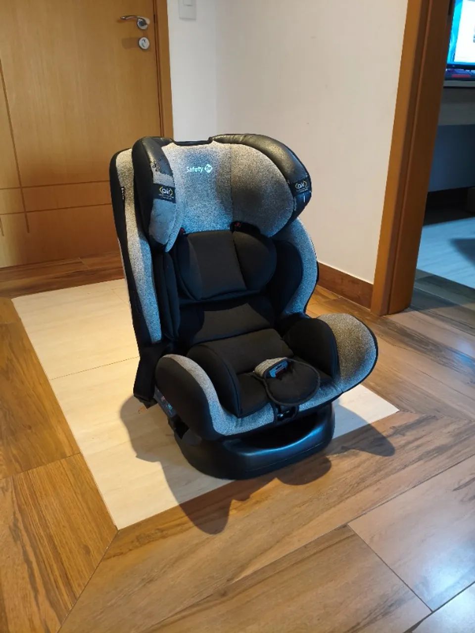 Cadeirinha Multifix Safety 1st - 0 a 36kg e ISOFIX - Foto 5