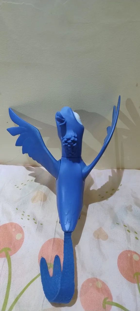 Boneco do personagem Rio. - Foto 3