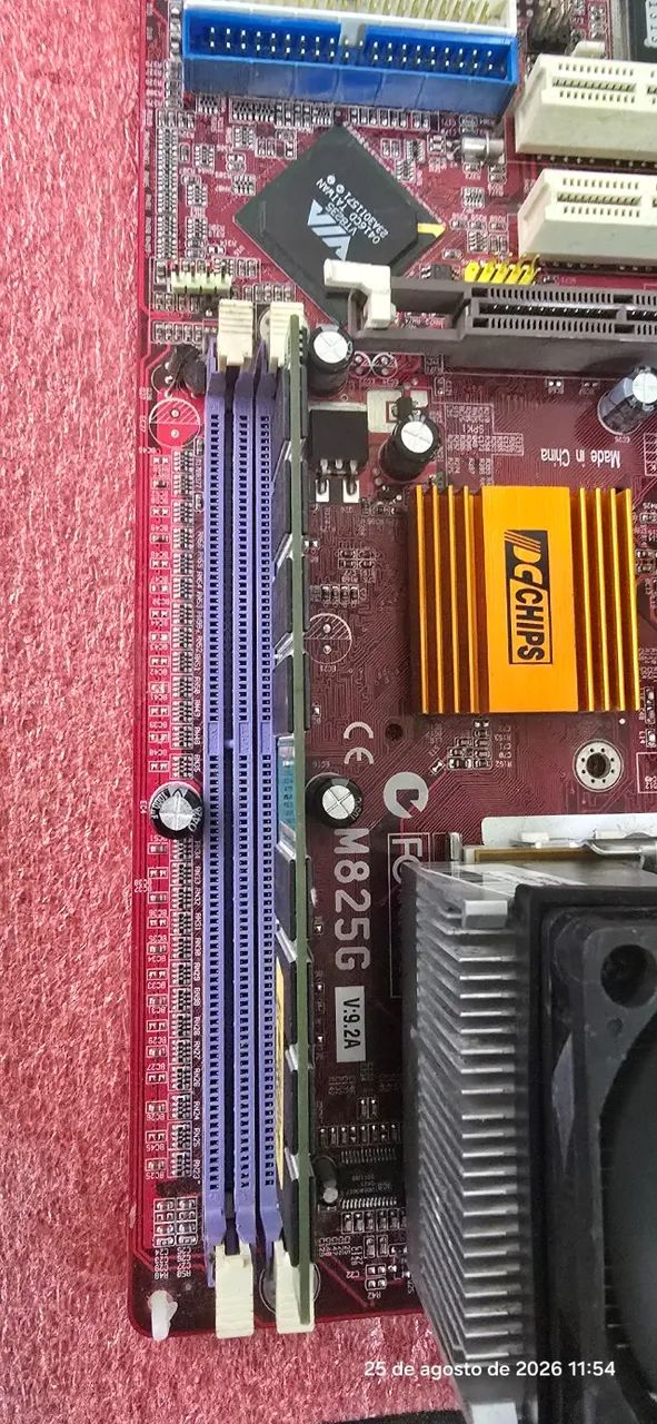 Kit Placa mãe M825G Sempron retro - Foto 5