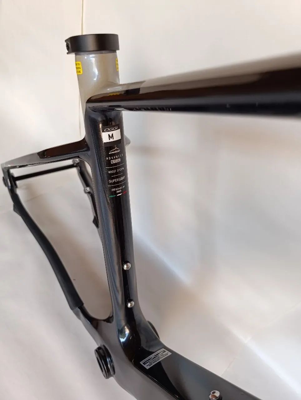 Quadro Oggi Agile pro carbon tamanho M boost 12x148 aro 29 mtb  - Foto 4