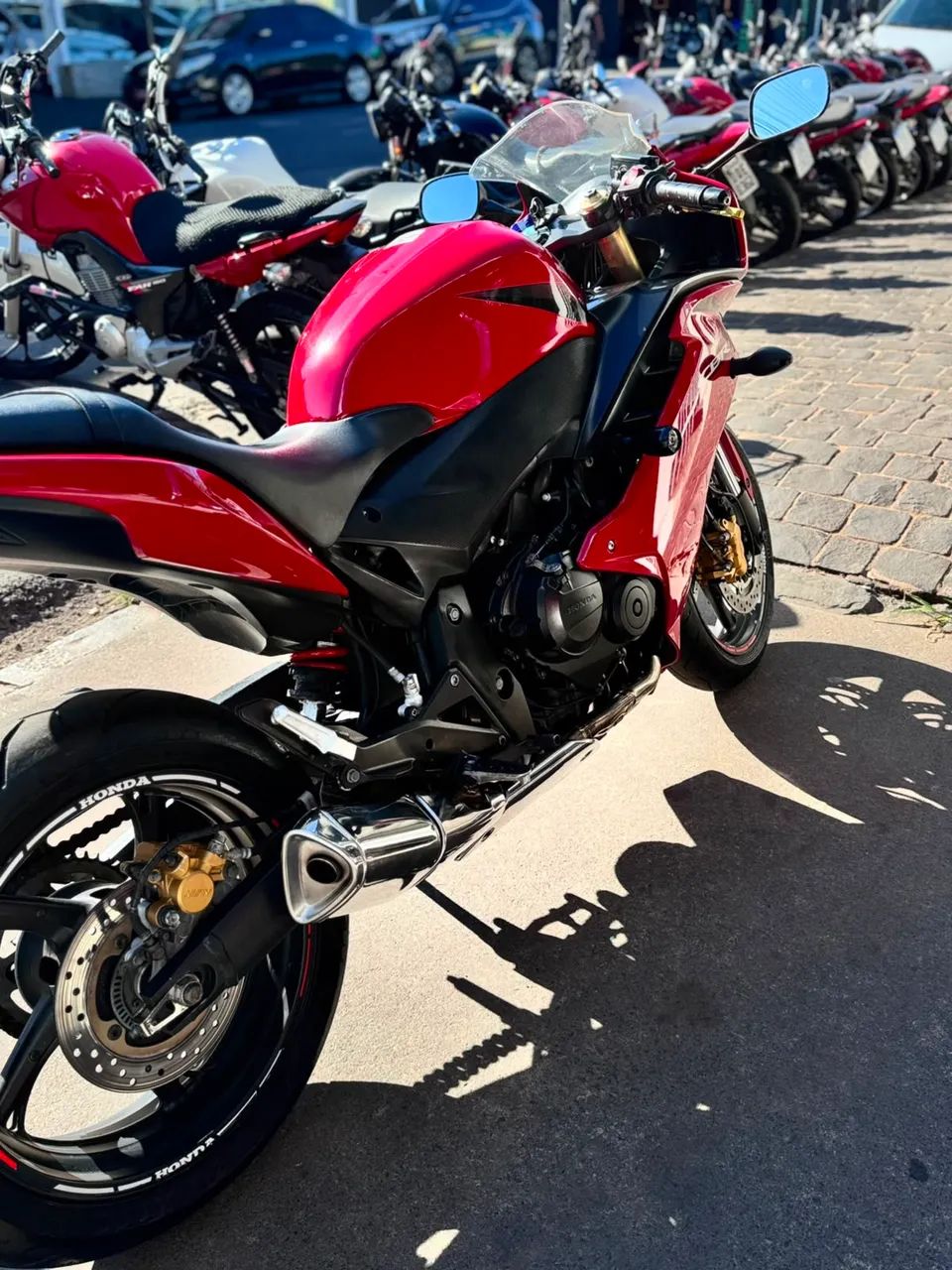 CBR 600