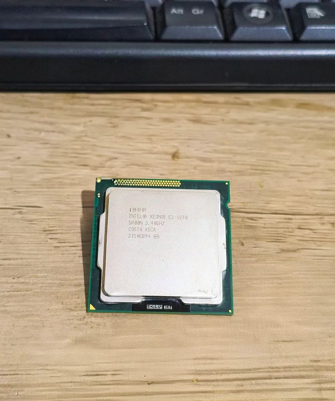 Processador Intel Xeon =  i7 3770