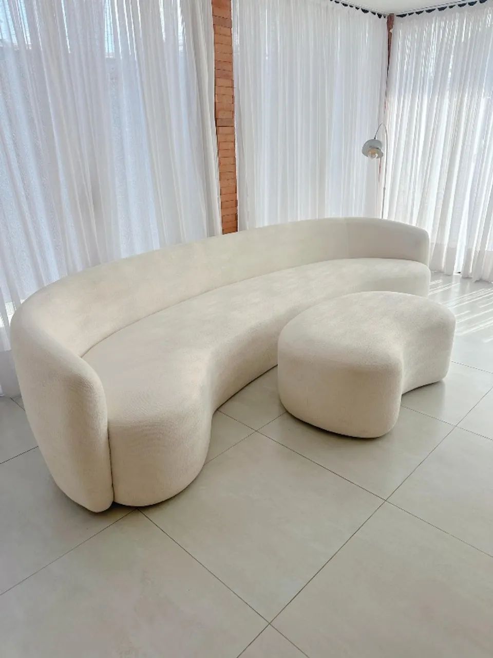 Sofá curvo - orgânico  - Foto 3