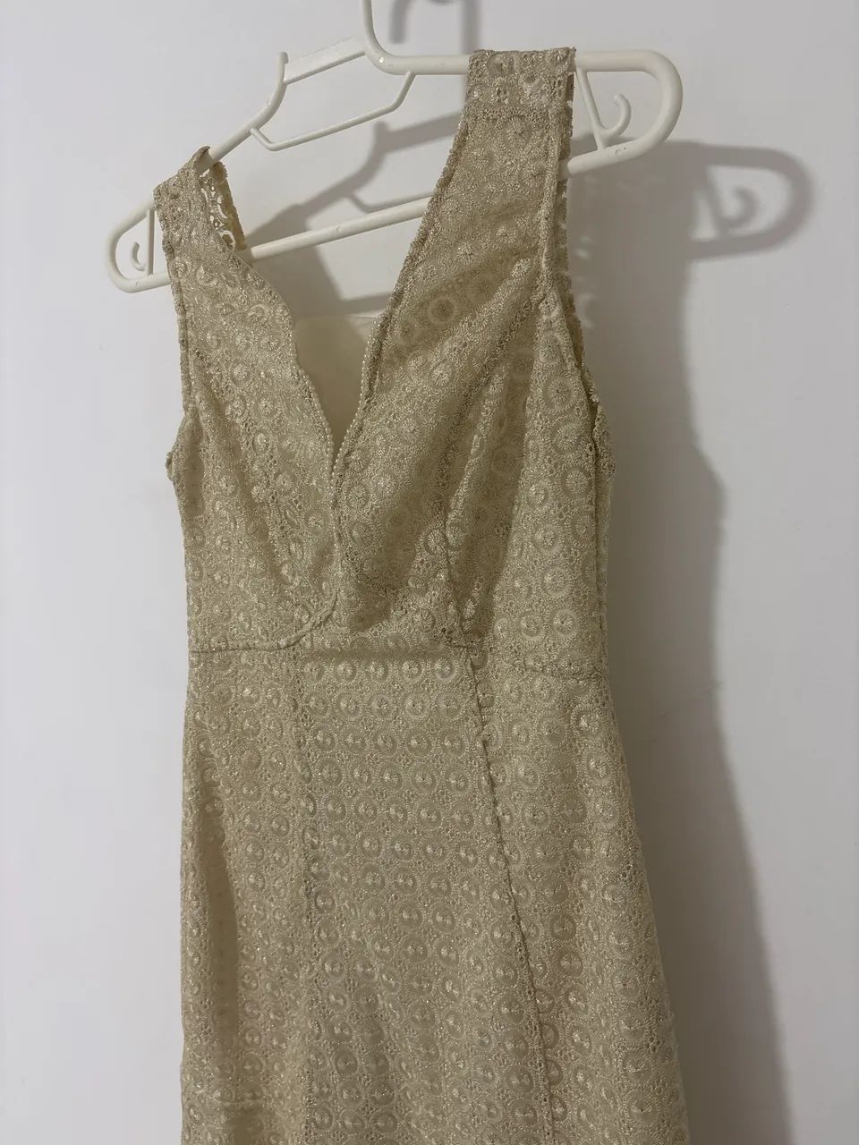 Vestido Dourado Colmeia - Foto 3