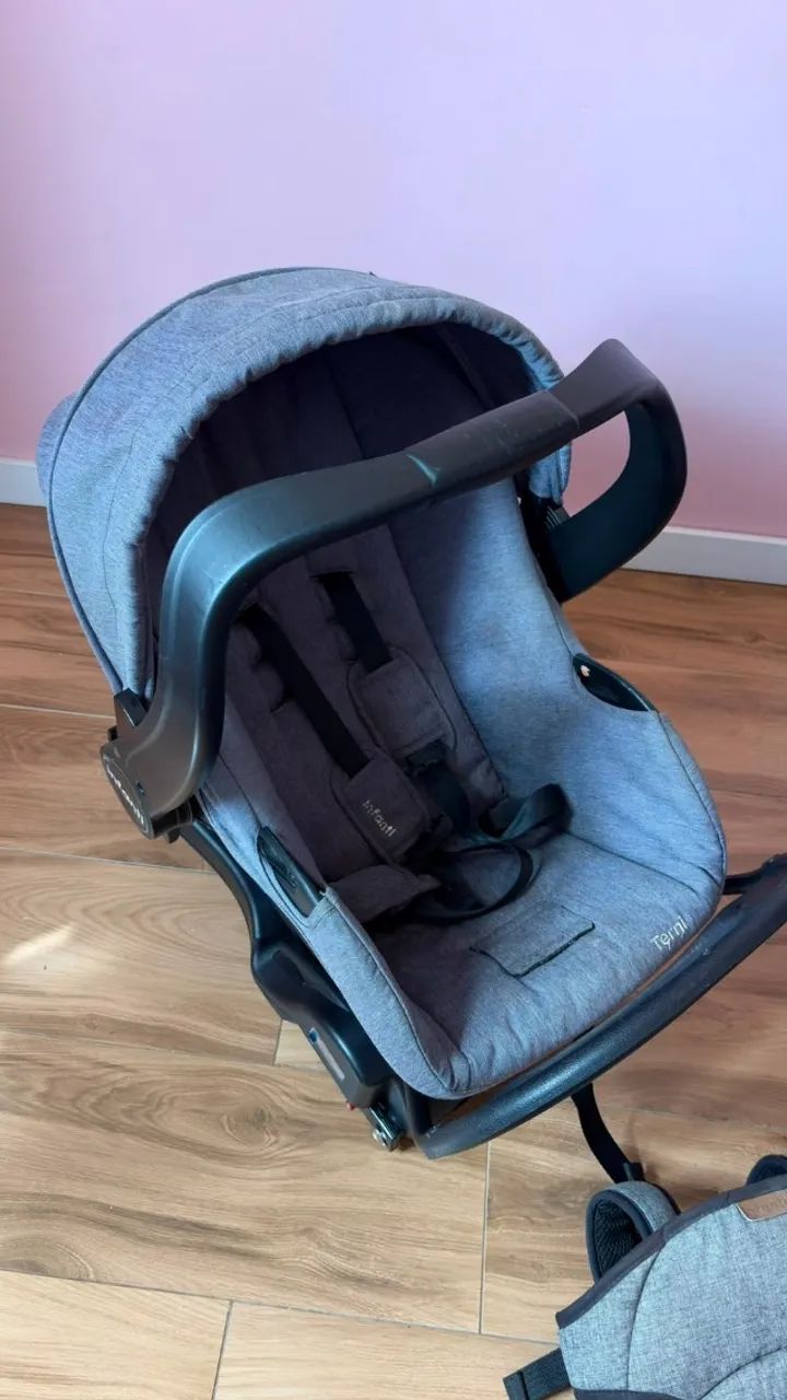 carrinho de bebe infanti epic lite - Foto 4