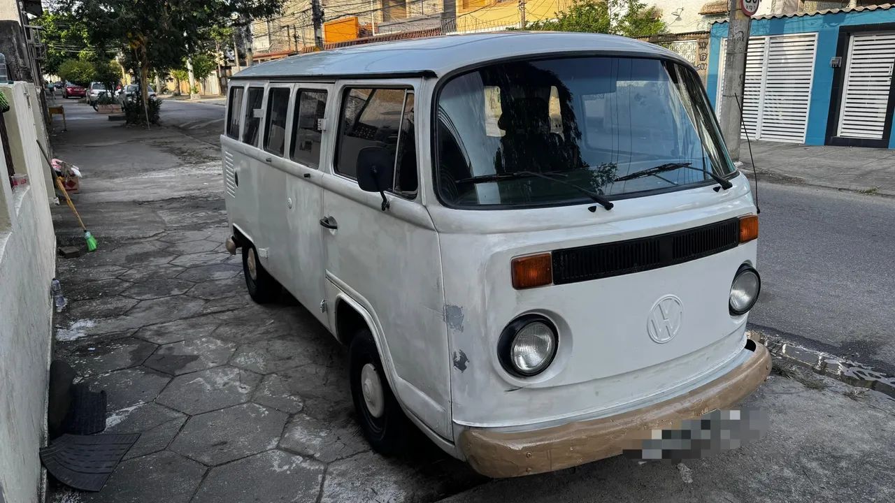 Volkswagen Kombi Kombi Standard/ Luxo/ Série Prata 2002
