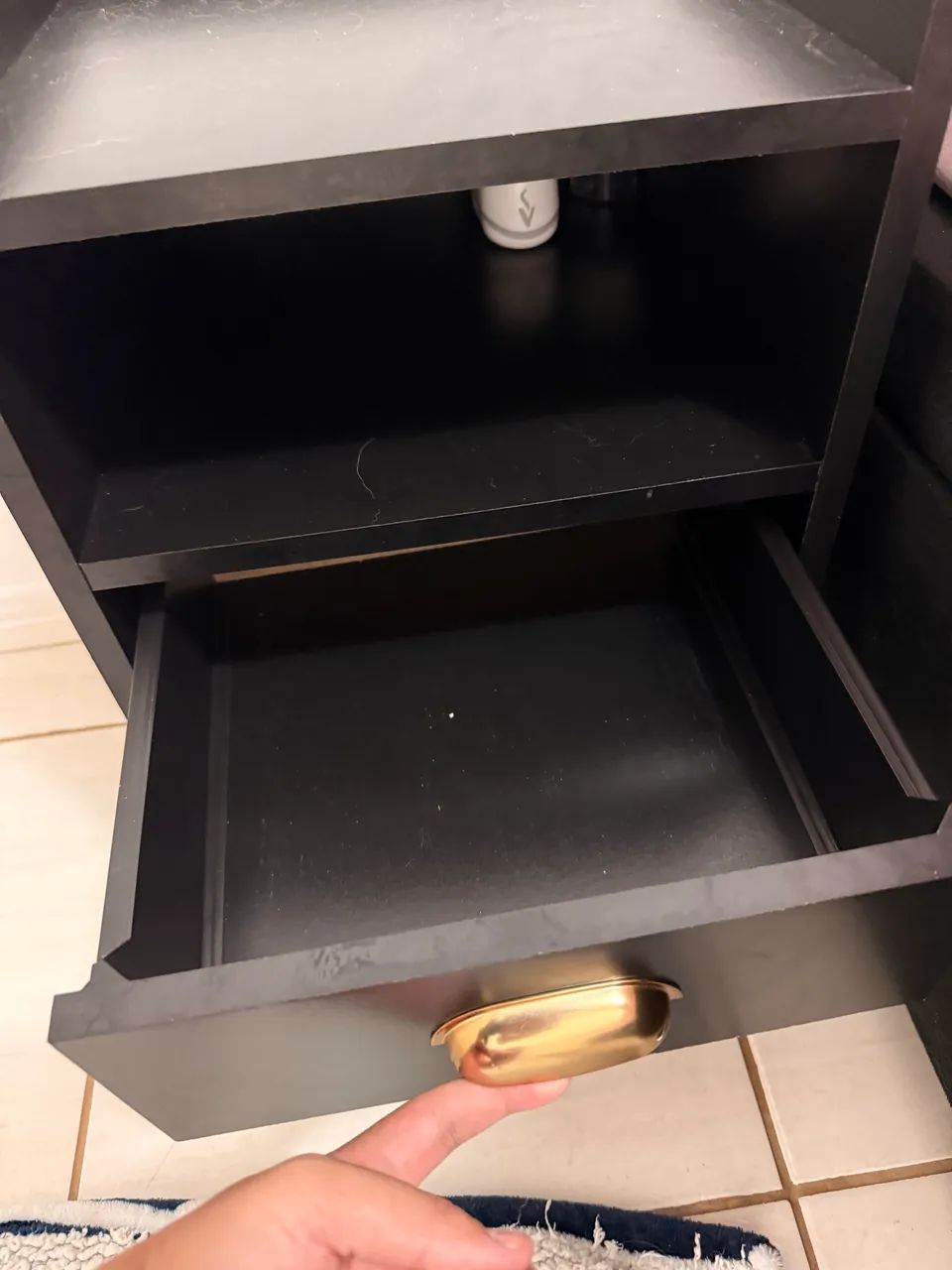 Nightstand65060623421570121