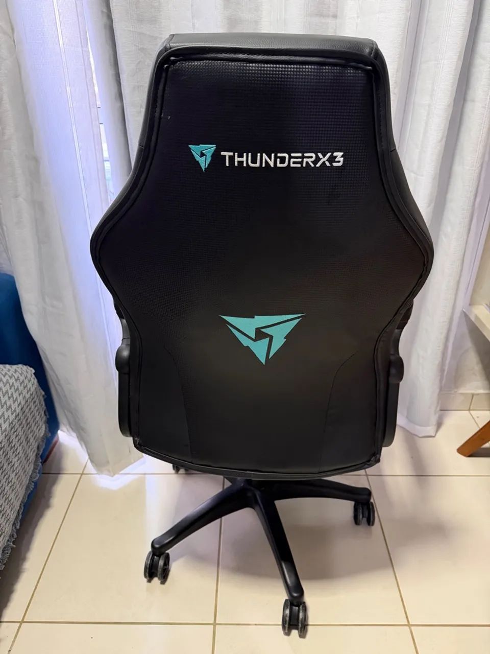 Vendo cadeira gamer nova - Foto 2