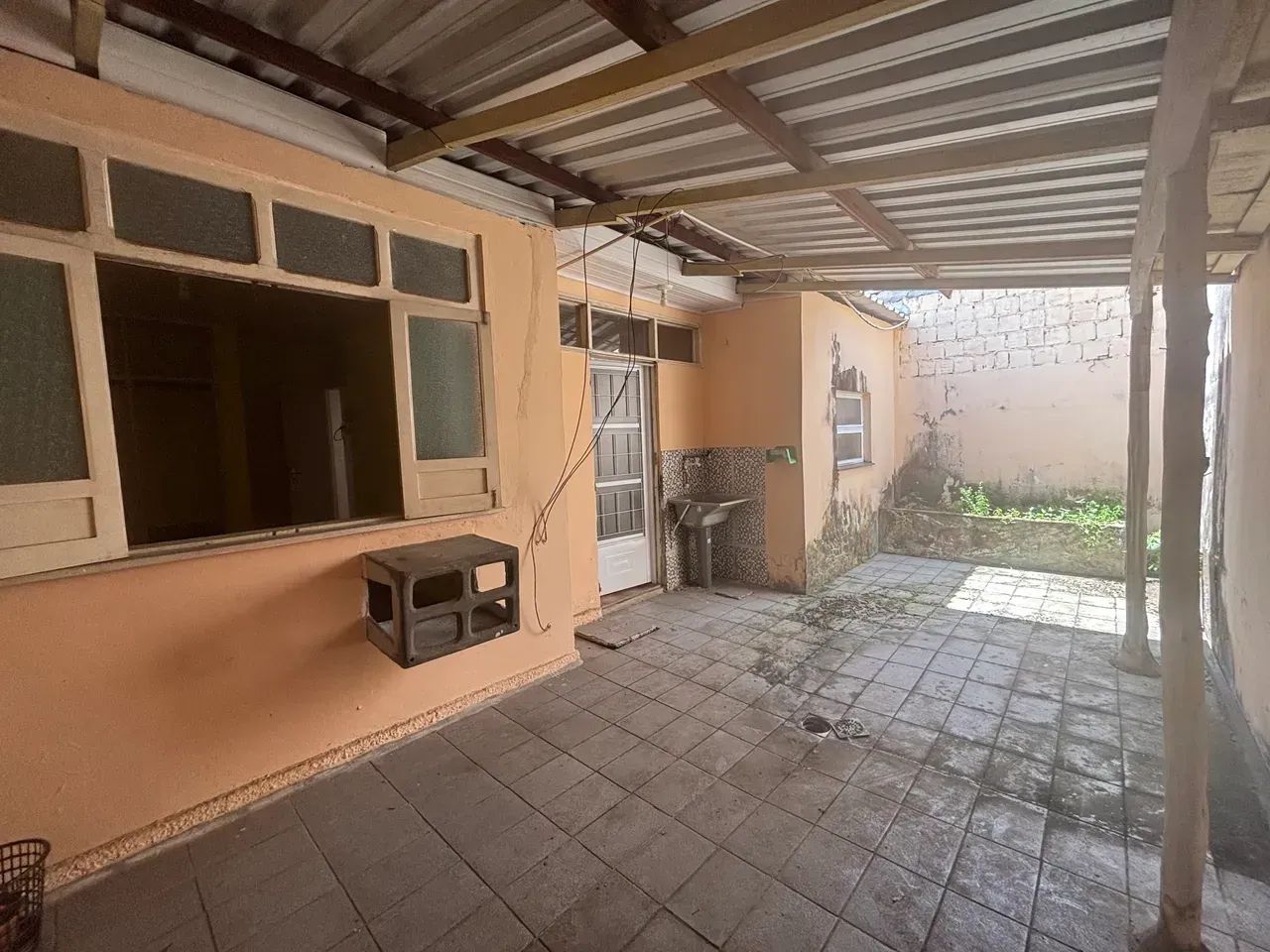 São Jorge, Vendo 2 piso com 04 quartos mais a laje, financia. - Foto 3