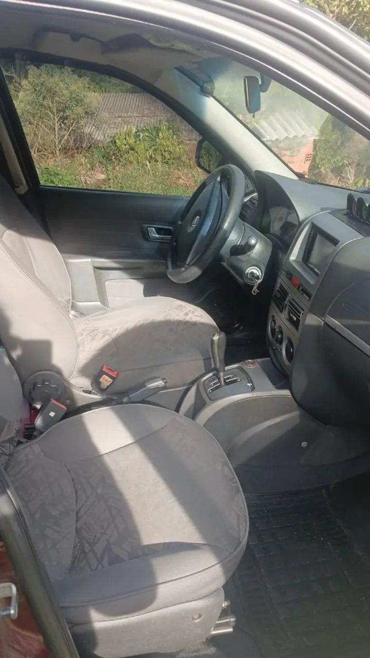 Fiat Palio Week.adv.lock.dualogic 1.8 Flex 2010 - Foto 5