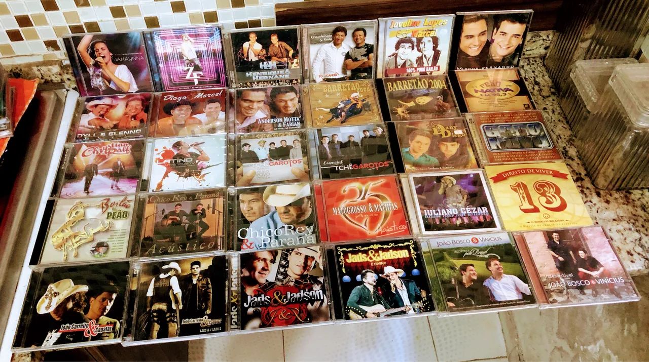 VENDO CDS ORIGINAIS DIVERSOS ! 20 CADA ! - Foto 4