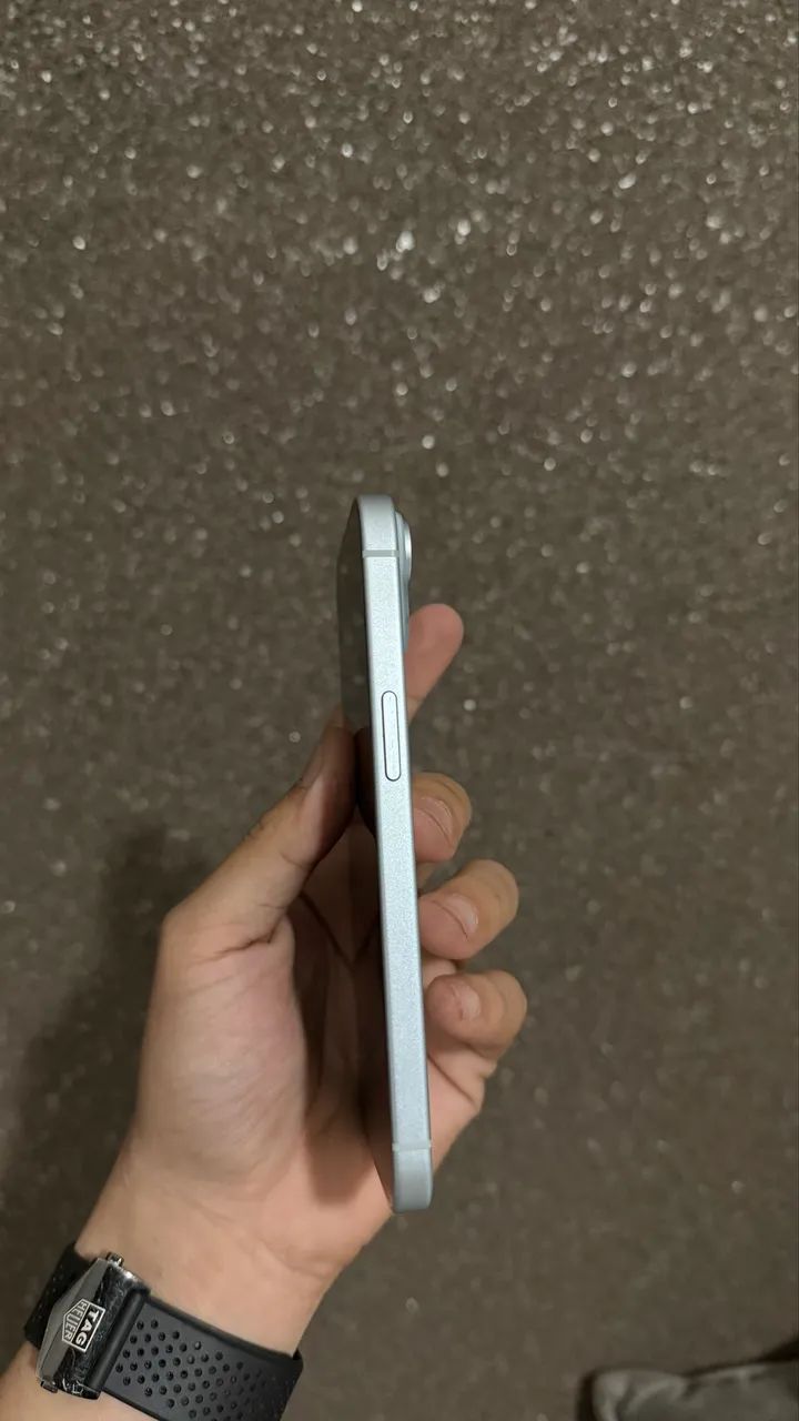 iPhone 15 azul novinho  - Foto 3
