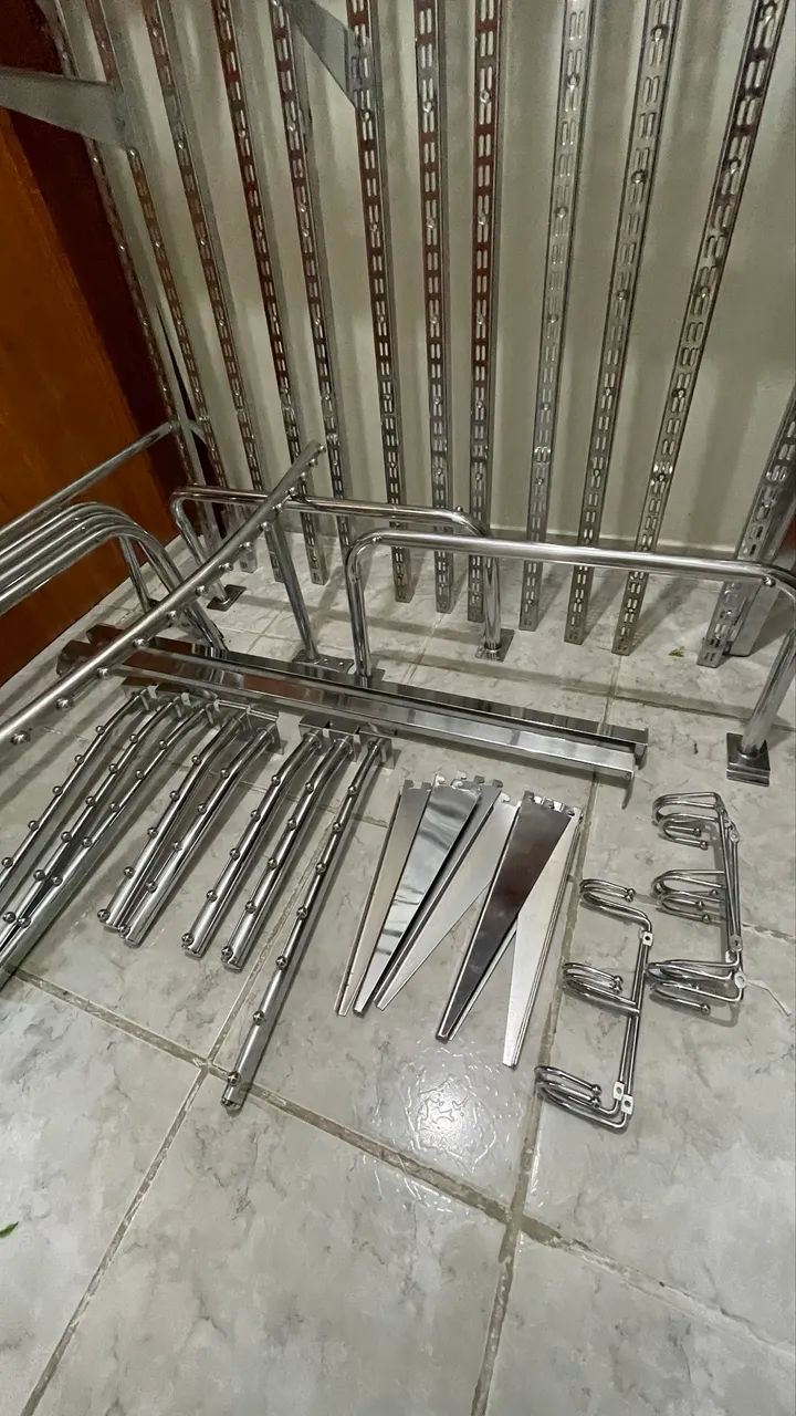 Araras para lojas - Foto 2