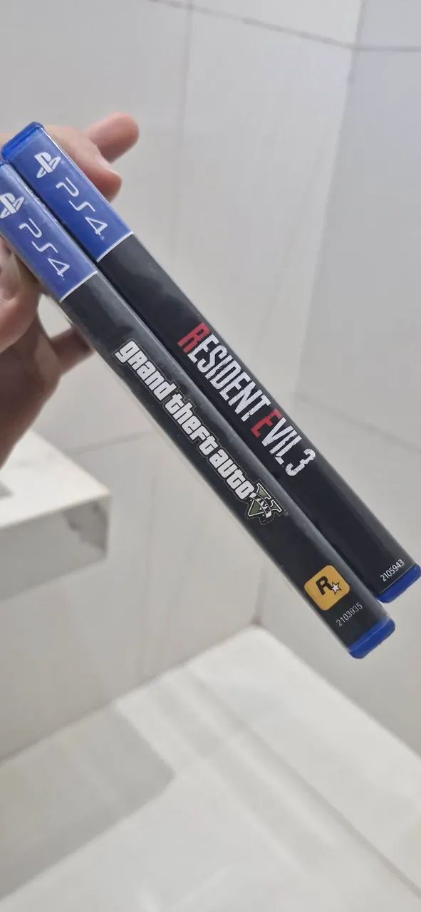 Gta 5 e Resident evil 3 remeke de ps4 - Foto 3