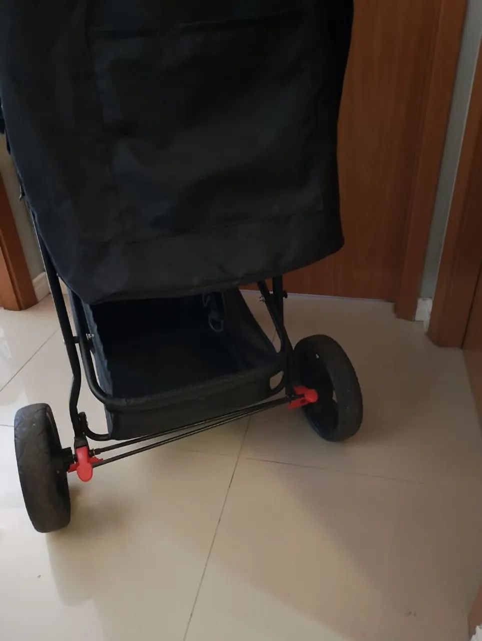 Vendo carrinho de bebê  - Foto 3