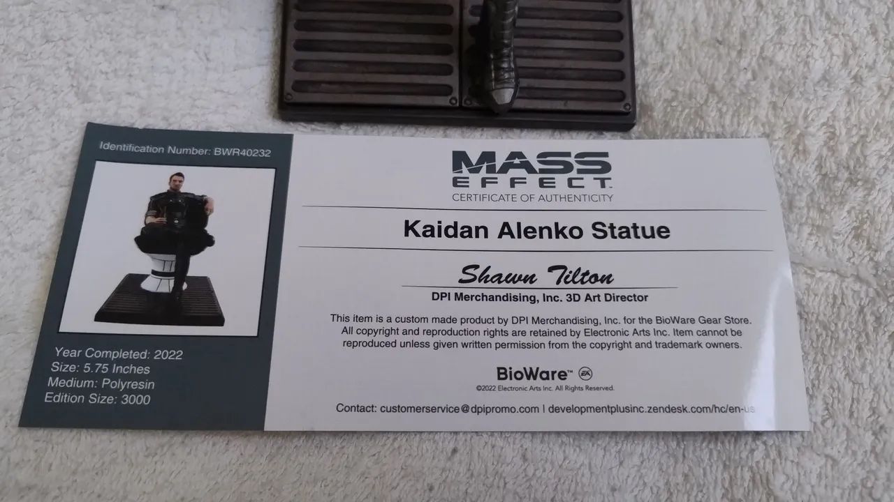 Figura Mass Effect Kaidan Alenko DEVPlus - Foto 4