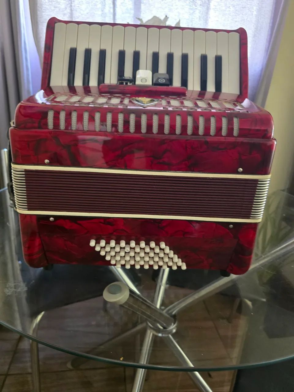 Acordeon 48 baixos eagle  muito  conservado  - Foto 2