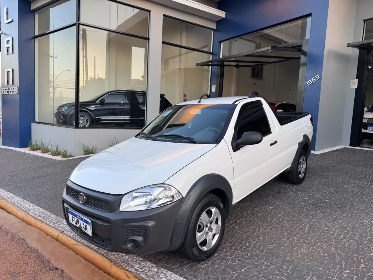 Fiat Strada 1.4 MPI Fire Flex 8V CS 2016 - Foto 2