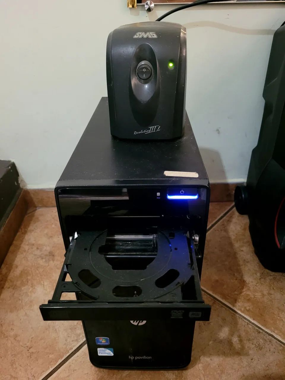 Vendo CPU HP p6-2100br e Nobreak SMS Revolution III.