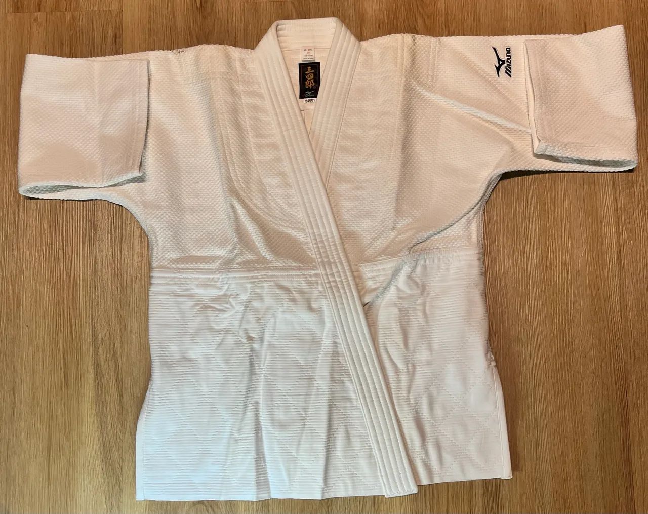 Quimono Mizuno