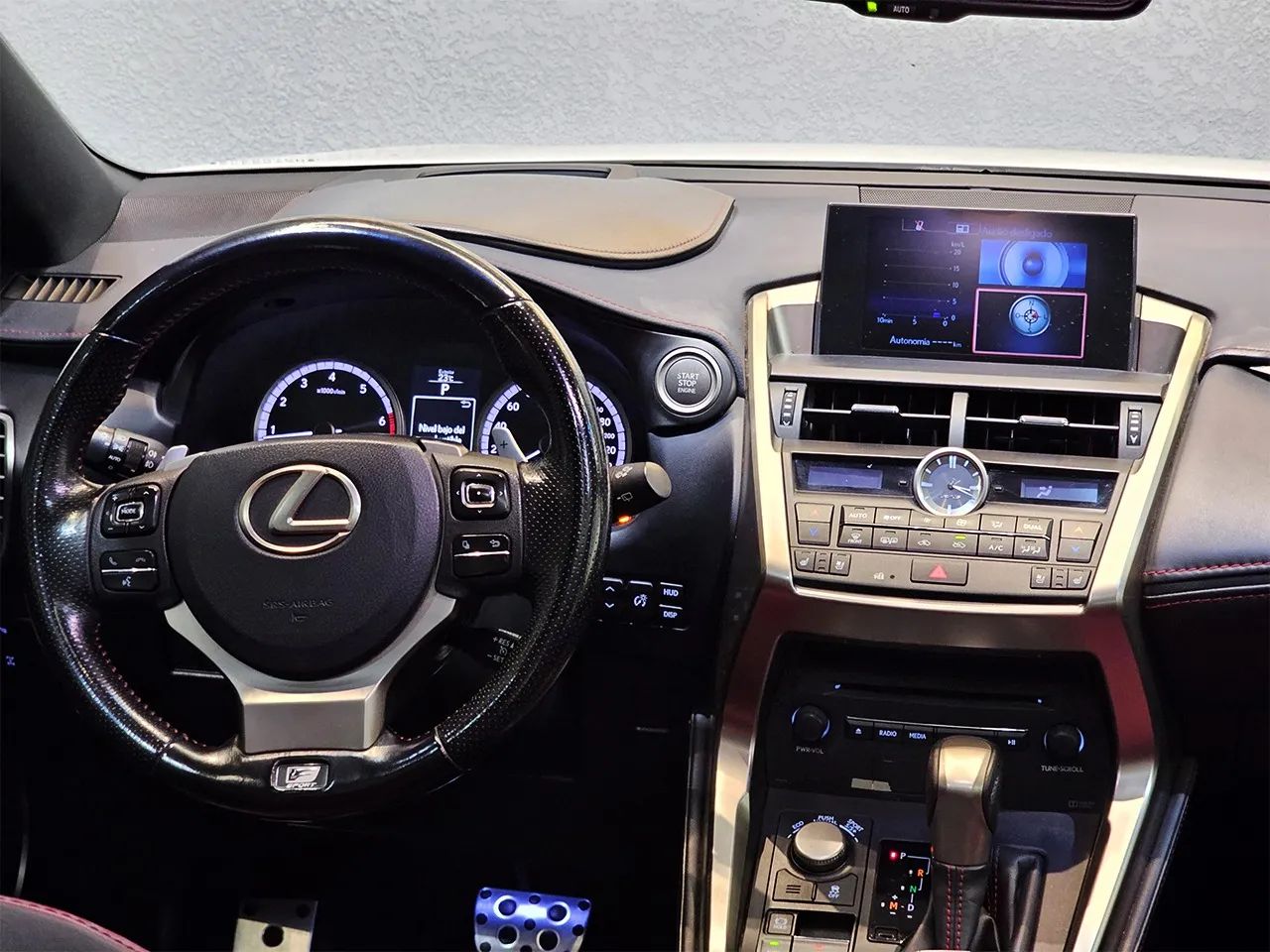 Lexus NX-200t F-sport 2.0 16V 238cv Aut., foto 9 de 20