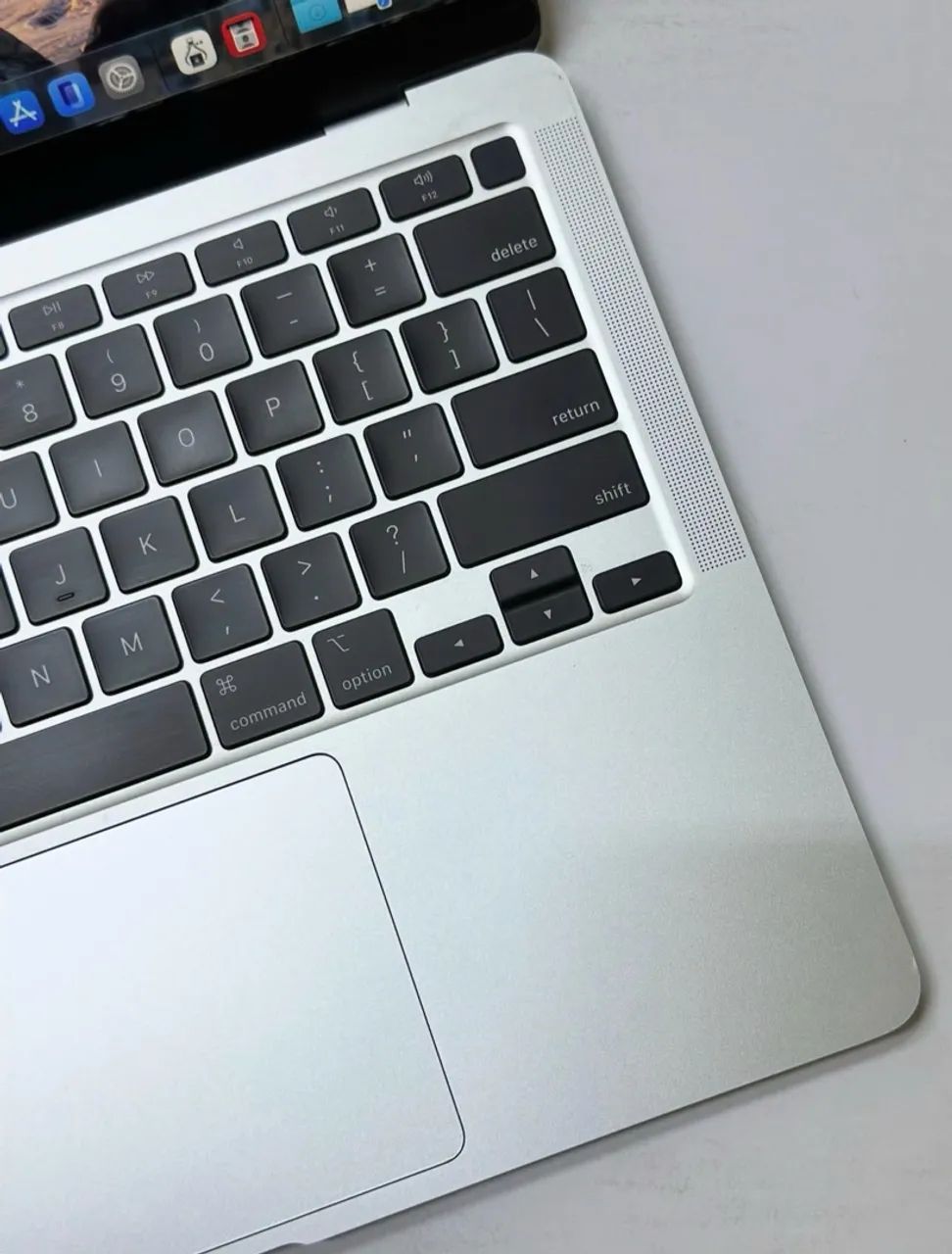 MacBook Air M1 2020 - Foto 3