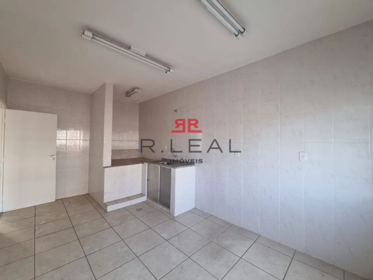 Casa para aluguel com 120 m² em Centro, Bauru - SP - Foto 2