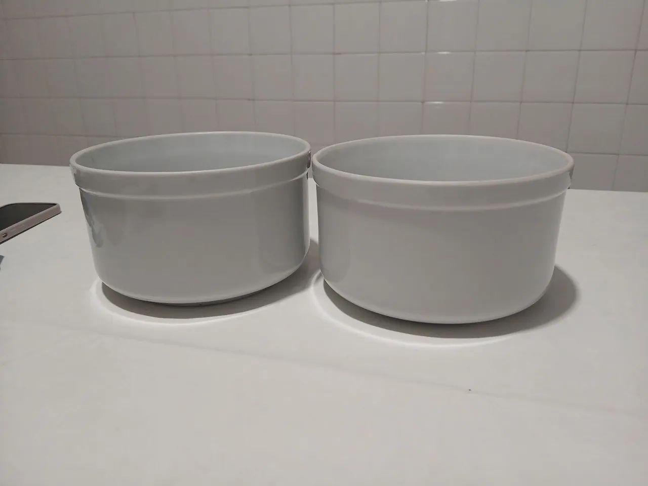 Par de Potes em Porcelana Branca Grande 19 cm - Excelente Estado - Foto 4