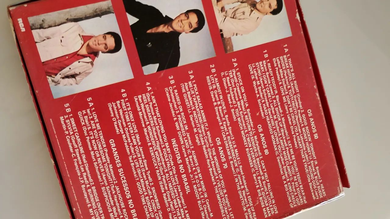 Caixa com 5 discos Elvis Presley  - Foto 3