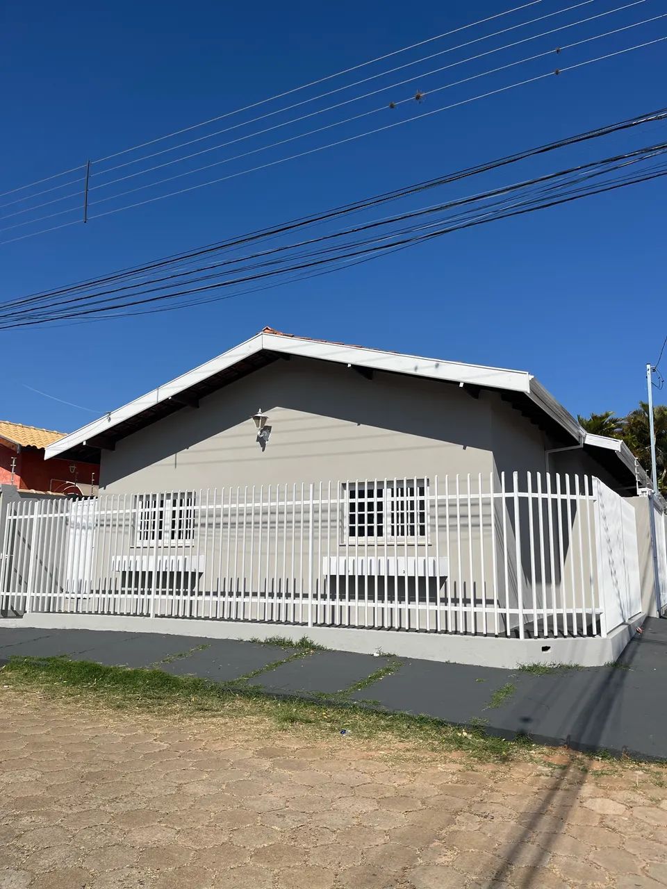 Vendo CASA térrea. Excelente localização.  - Foto 2