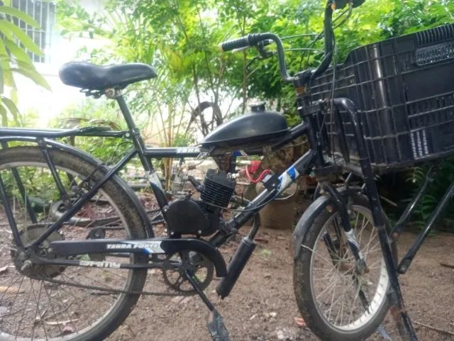 Bicicleta de carga motorizada (motor com defeito) - VENDA OU TROCA - Foto 2