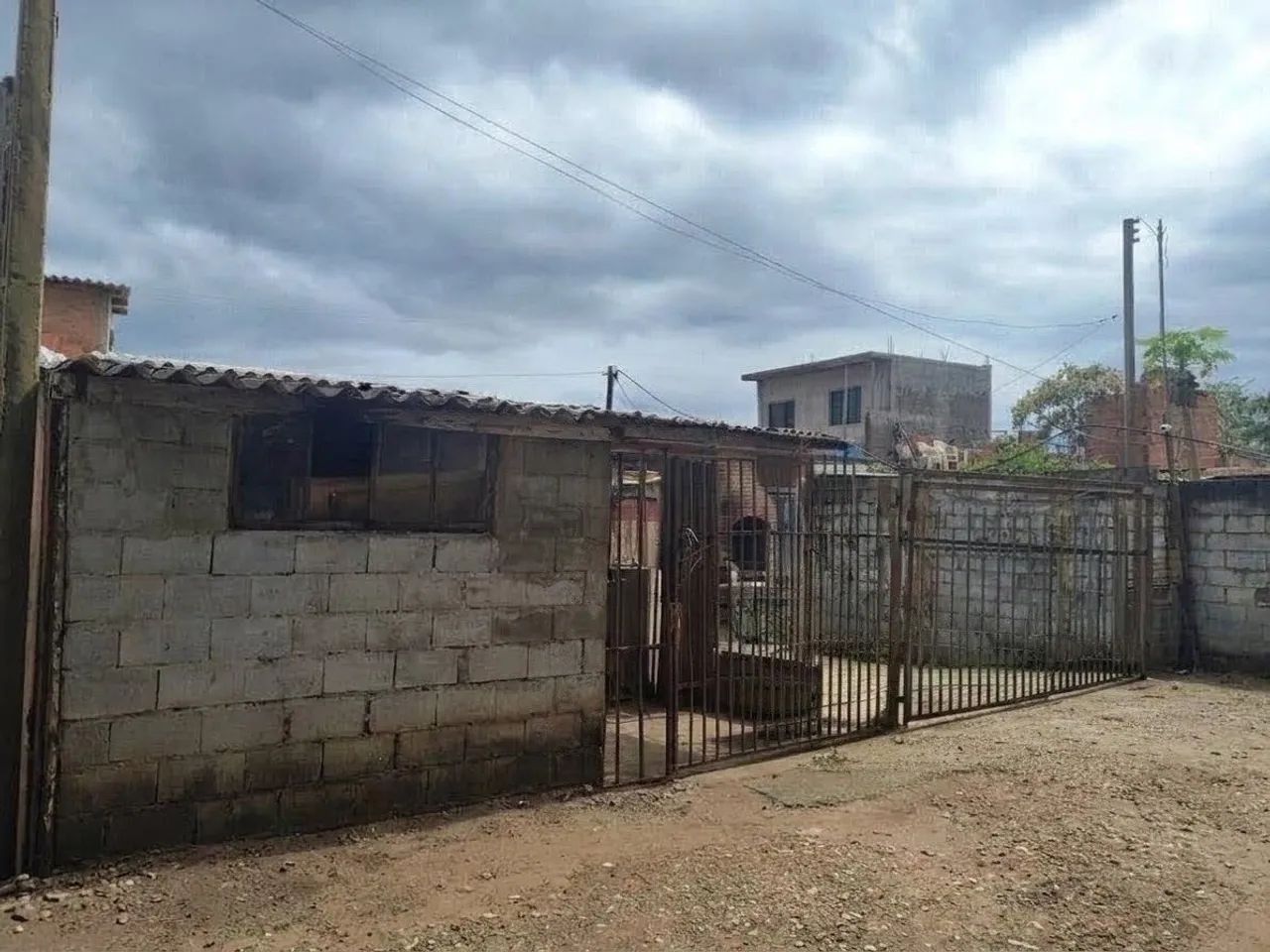 Casa ótima localização p reformar - Foto 2