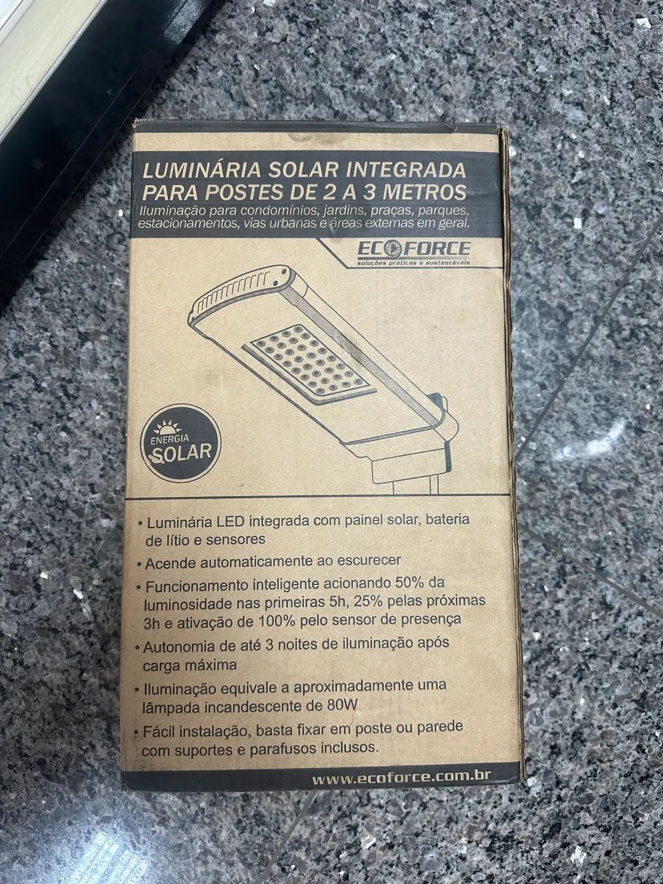 Luminária solar integrada para postes - Foto 2