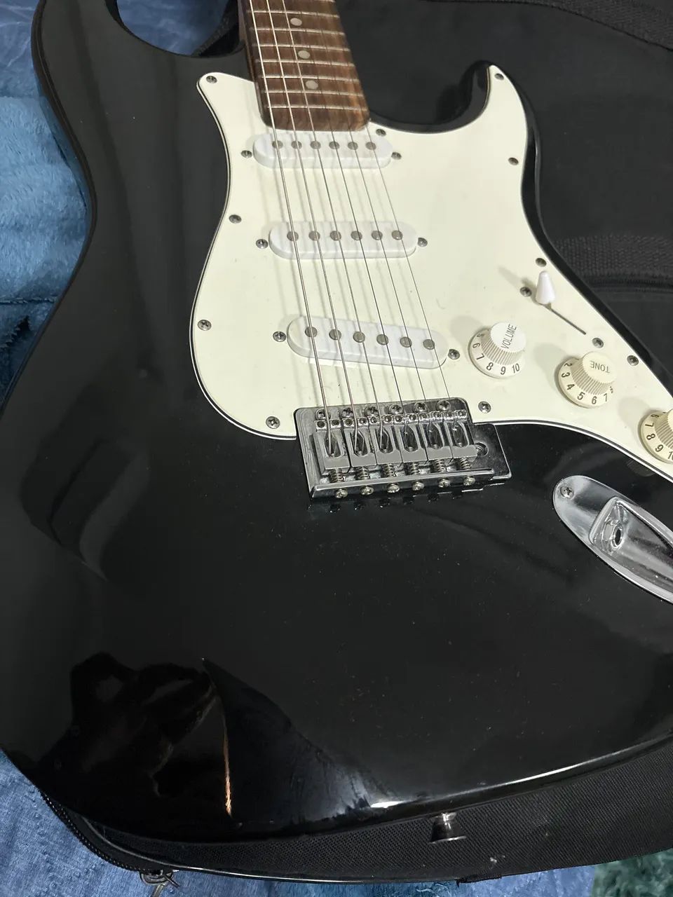 Guitarra GTR (semi nova + cabo + bolsa)  - Foto 2