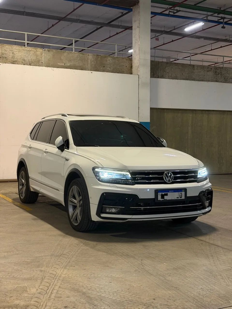 Volkswagen Tiguan ALLSPAC R-LINE 350 TSI 2.0 4X4 2020
