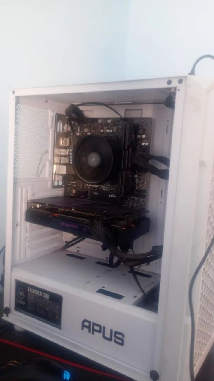 Pc Gamer (roda tudo e mais um pouco)